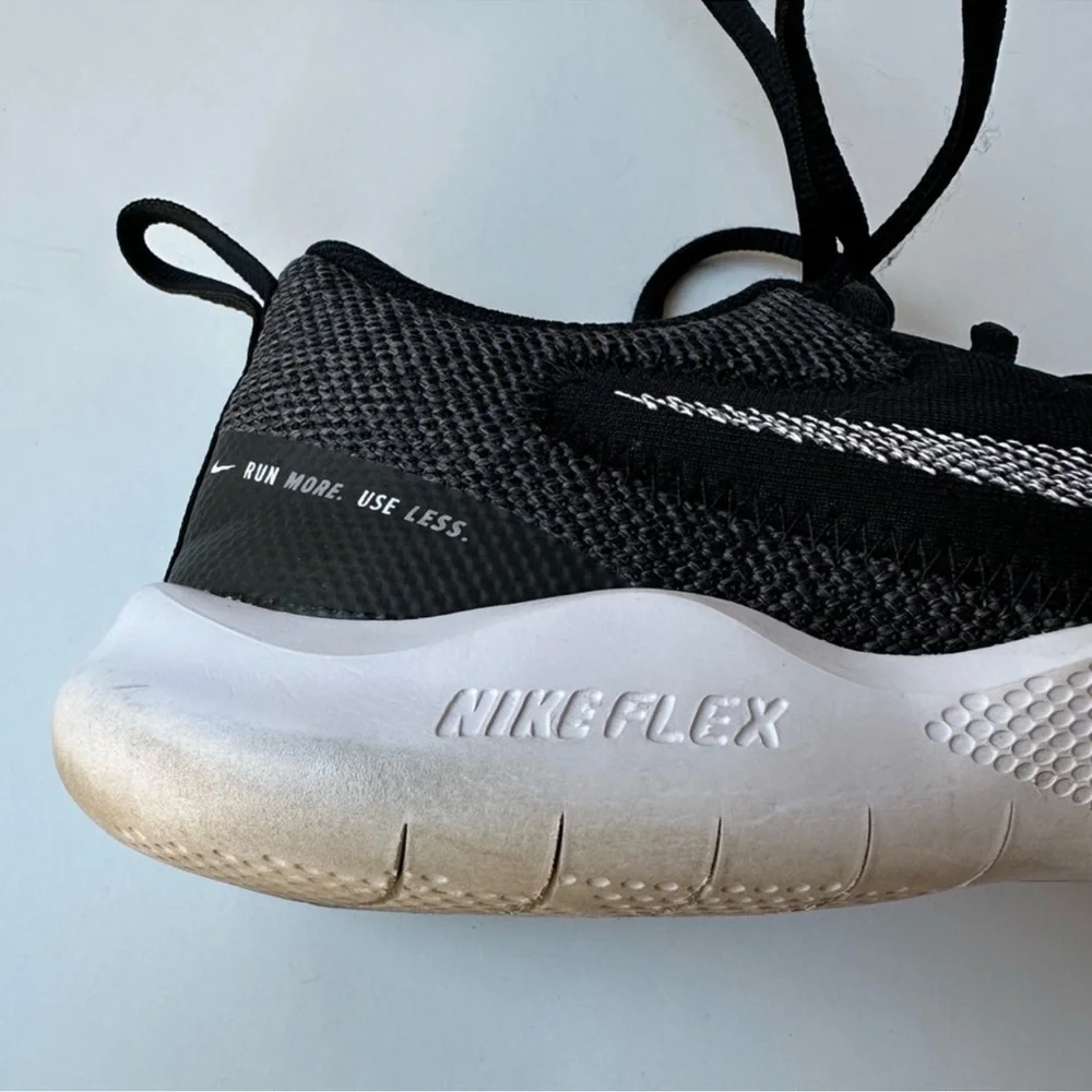 Nike Flex Running Shoes Black White Swoosh and Sole Women’s Size 7.5